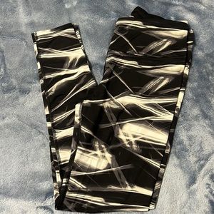 Women’s Victoria, sport leggings, size, medium, black, gray, and white